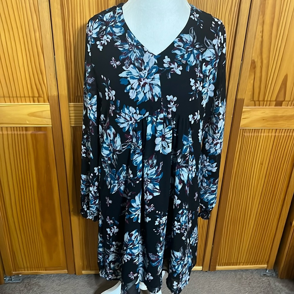 Size Medium(8-10) Dress